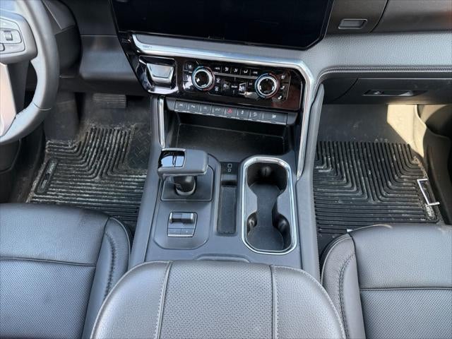 2024 GMC Sierra 1500 4WD Crew Cab Short Box Denali