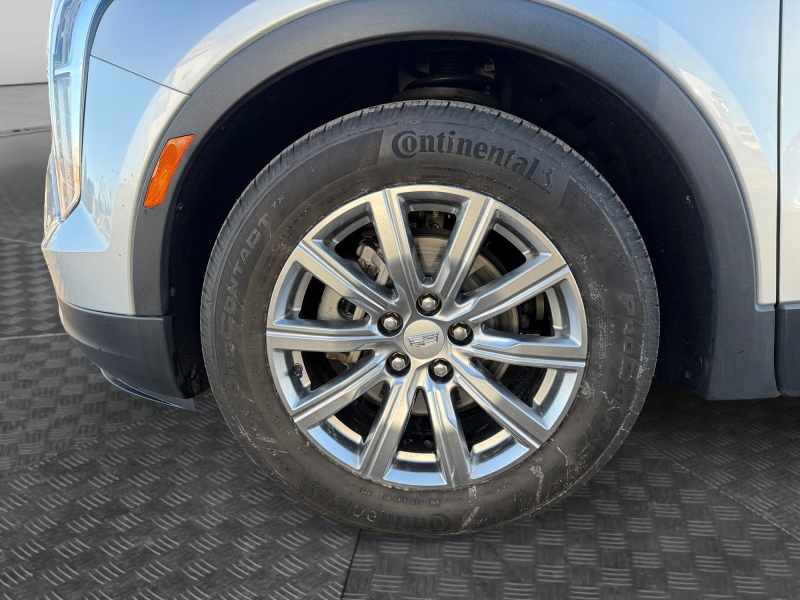 2020 Cadillac XT4 Premium Luxury