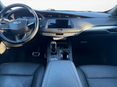 2020 Cadillac XT4 Premium Luxury