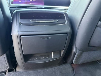 2025 Cadillac Escalade Sport Platinum