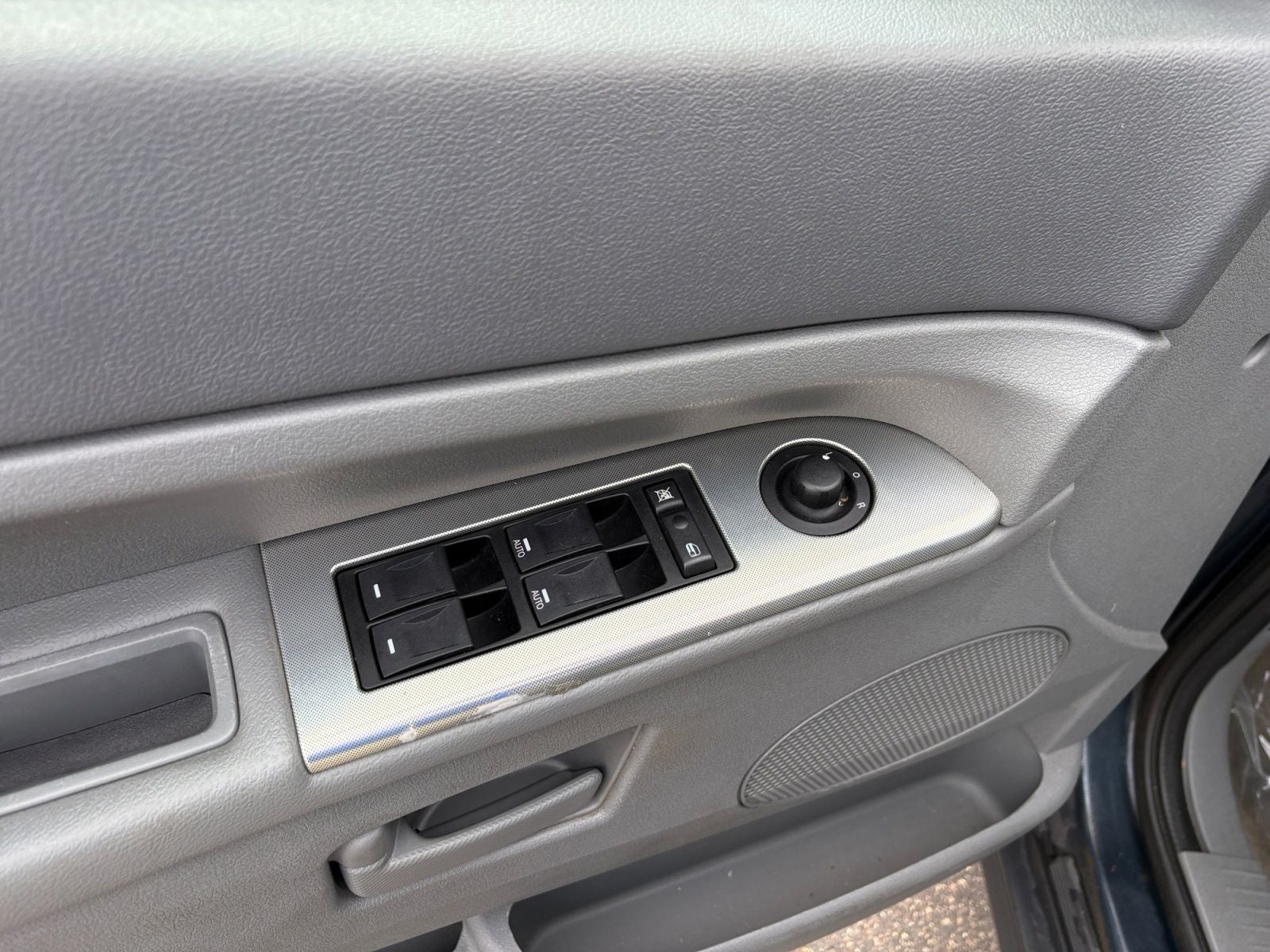 2006 Jeep Grand Cherokee Laredo