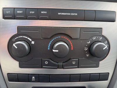 2006 Jeep Grand Cherokee Laredo