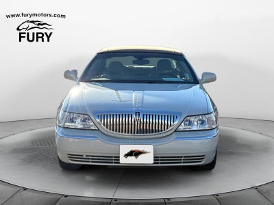 2004 Lincoln Town Car Ultimate