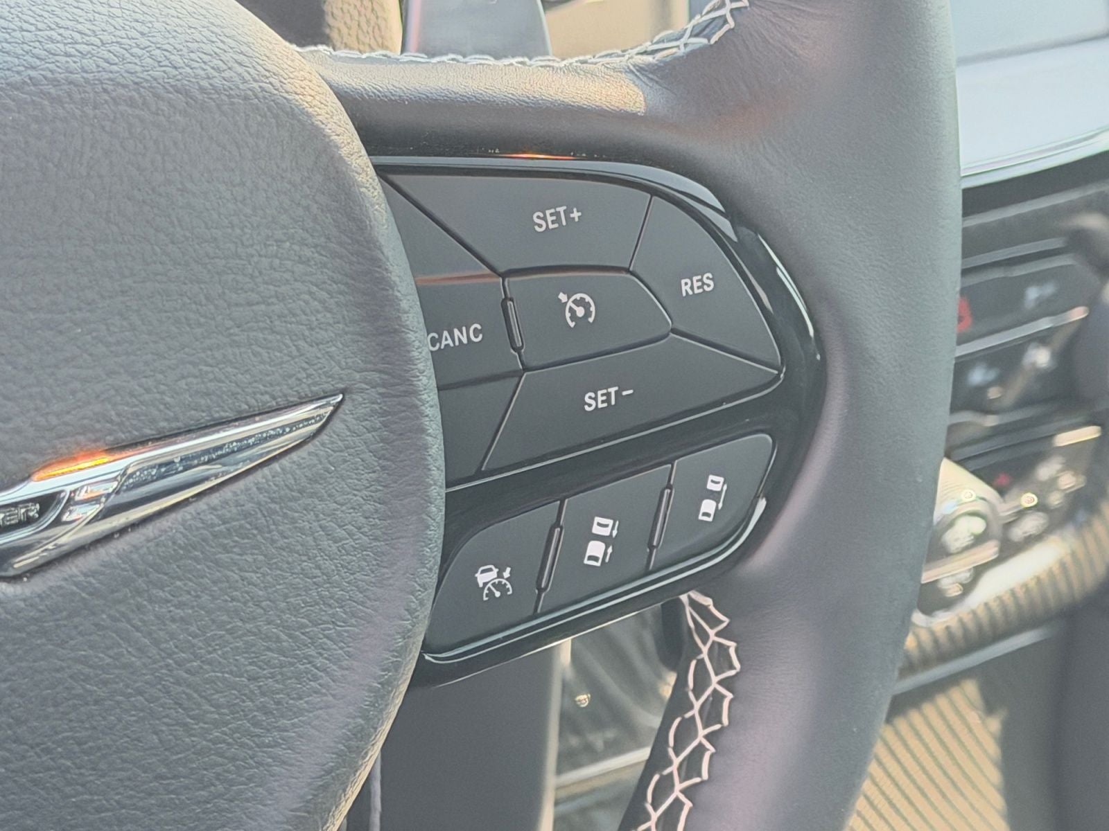 2023 Chrysler 300 300C