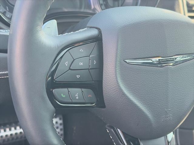 2023 Chrysler 300 300C