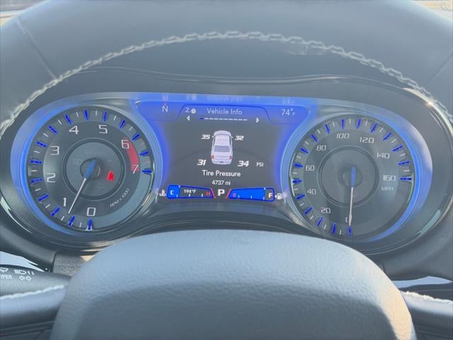 2023 Chrysler 300 300C