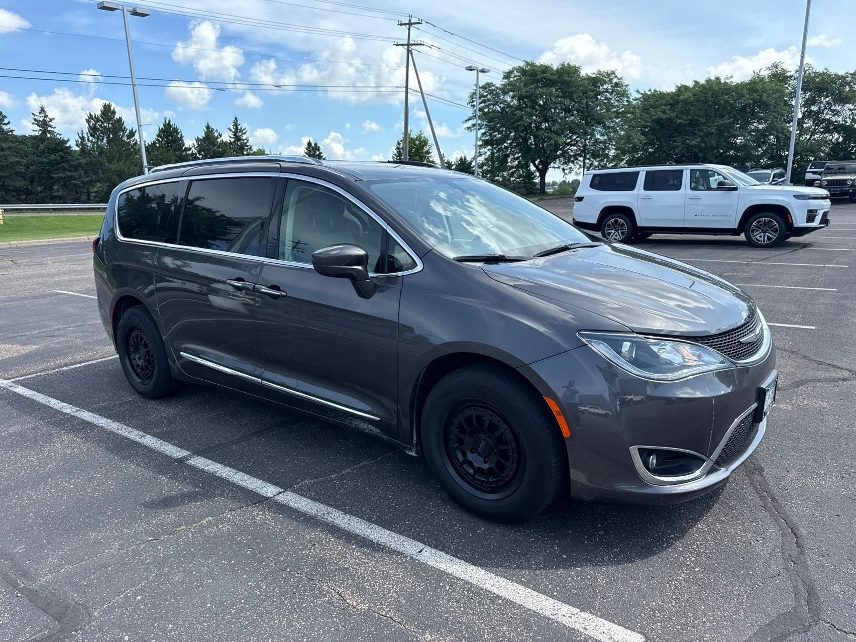 2017 Chrysler Pacifica Touring L Plus