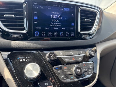 2017 Chrysler Pacifica Touring L Plus