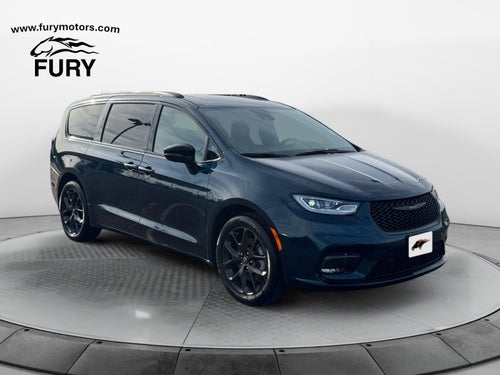 2025 Chrysler Pacifica Limited AWD