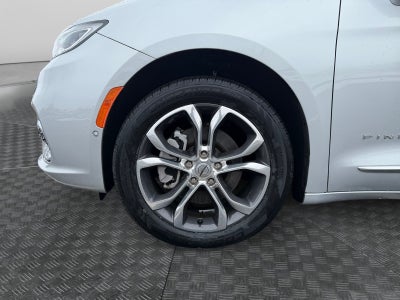 2024 Chrysler Pacifica Pinnacle AWD