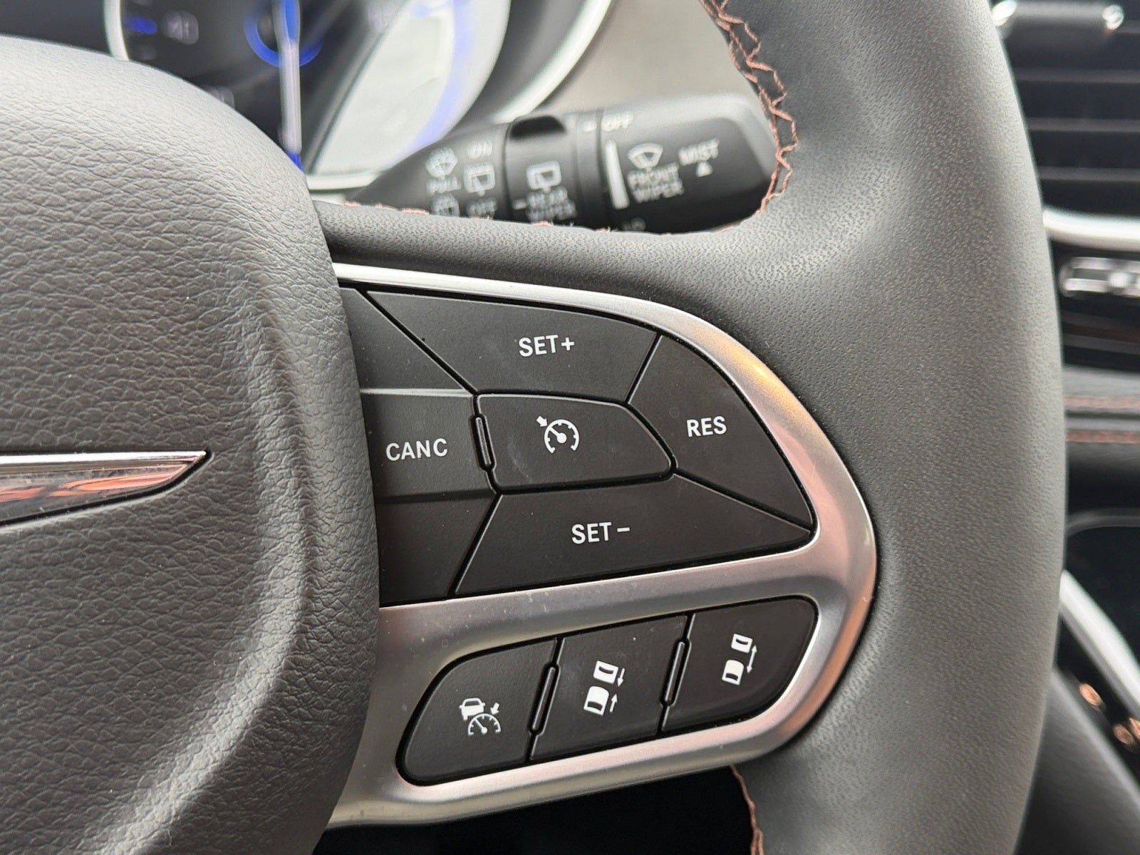 2024 Chrysler Pacifica Pinnacle AWD