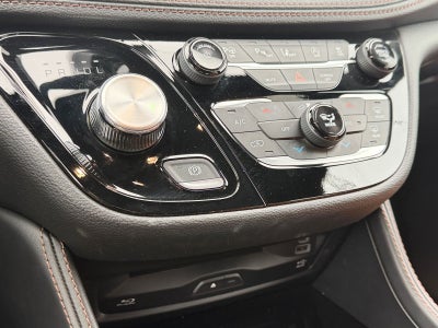 2024 Chrysler Pacifica Pinnacle AWD