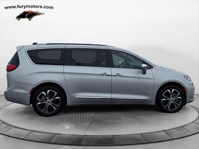 2024 Chrysler Pacifica Pinnacle AWD