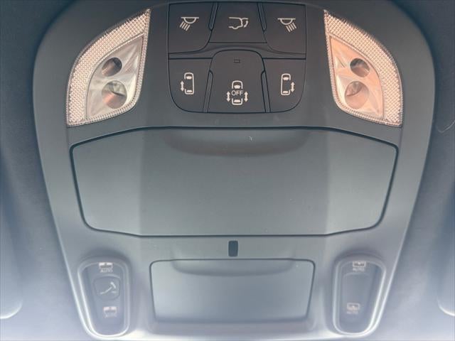 2024 Chrysler Pacifica Pinnacle AWD