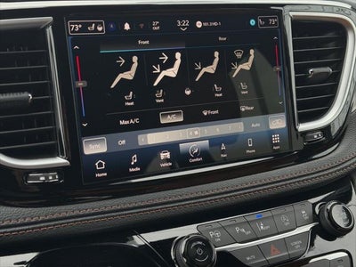 2024 Chrysler Pacifica Pinnacle AWD