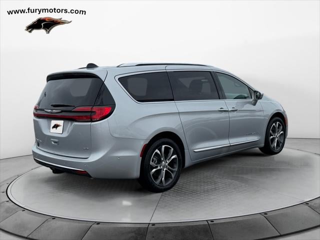 2024 Chrysler Pacifica Pinnacle AWD