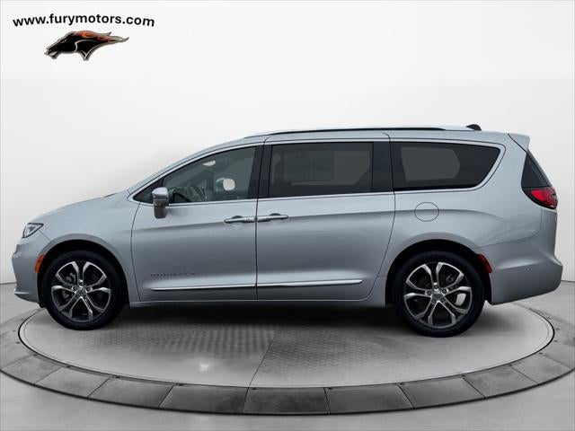 2024 Chrysler Pacifica Pinnacle AWD