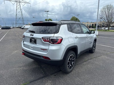 2025 Jeep Compass Trailhawk