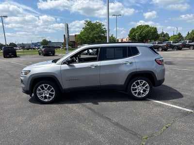 2023 Jeep Compass Latitude Lux
