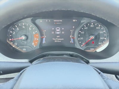 2023 Jeep Compass Latitude Lux FWD
