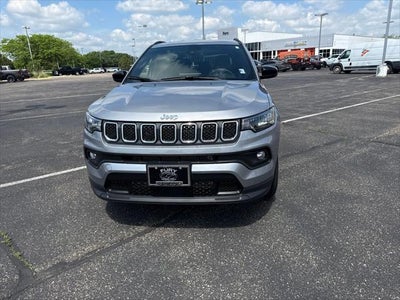 2023 Jeep Compass Latitude Lux FWD