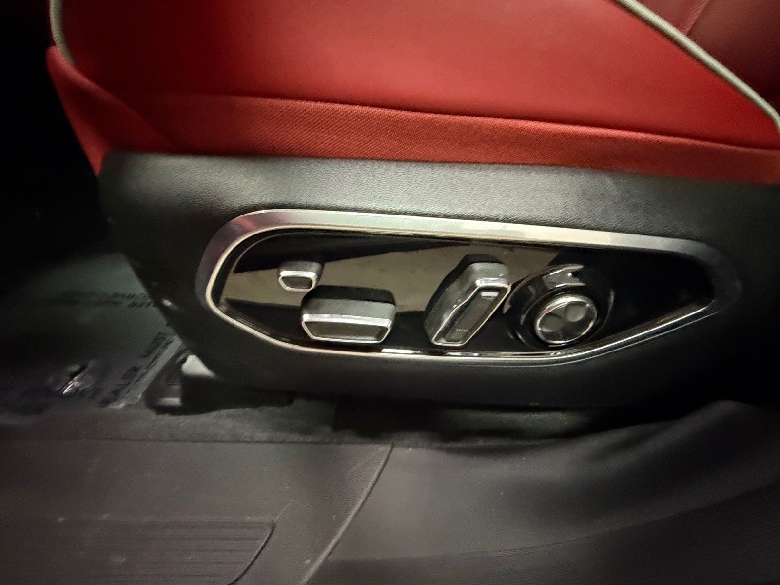 2024 Jeep Wagoneer S Launch Edition