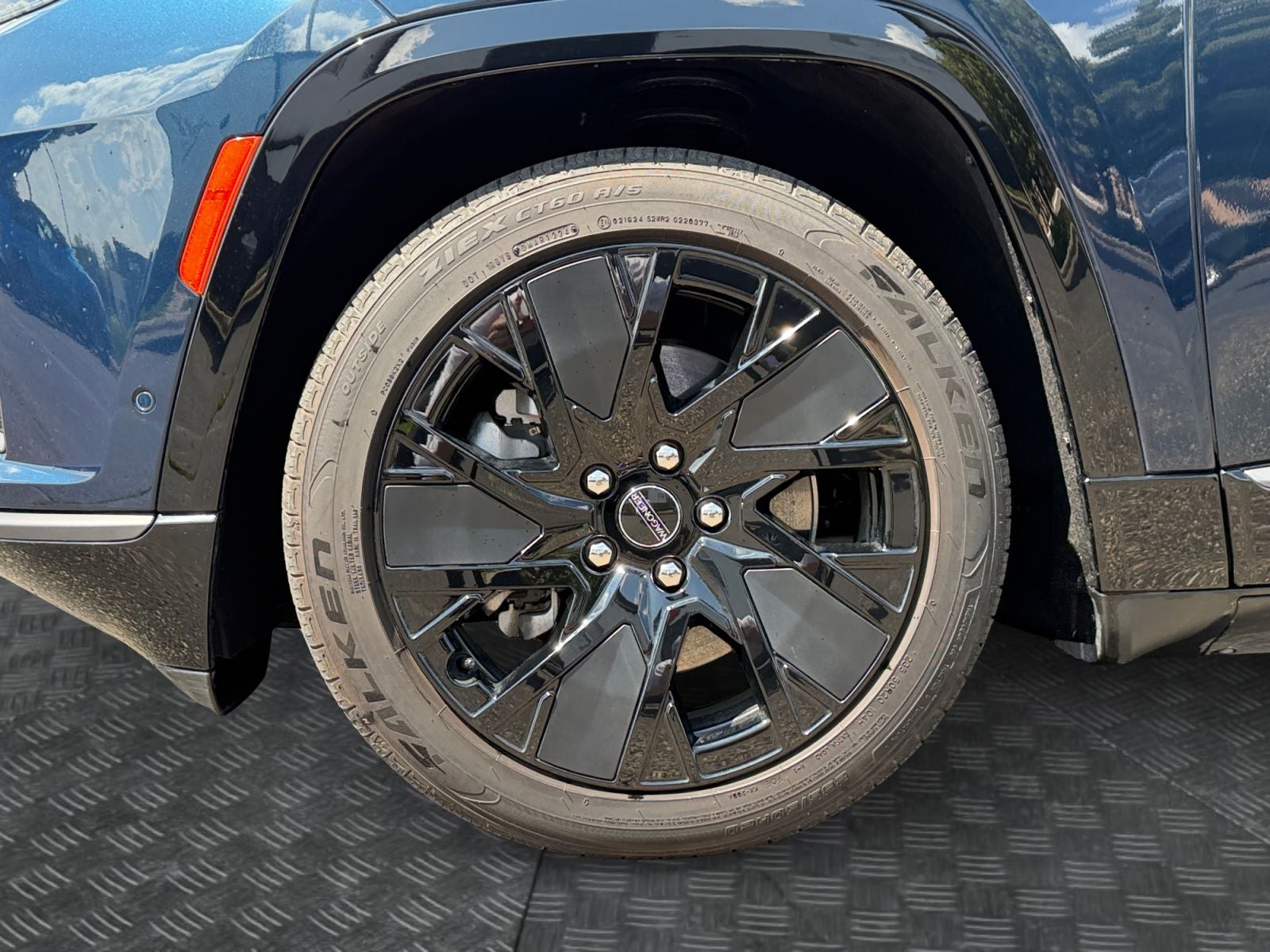 2024 Jeep Wagoneer S Launch Edition