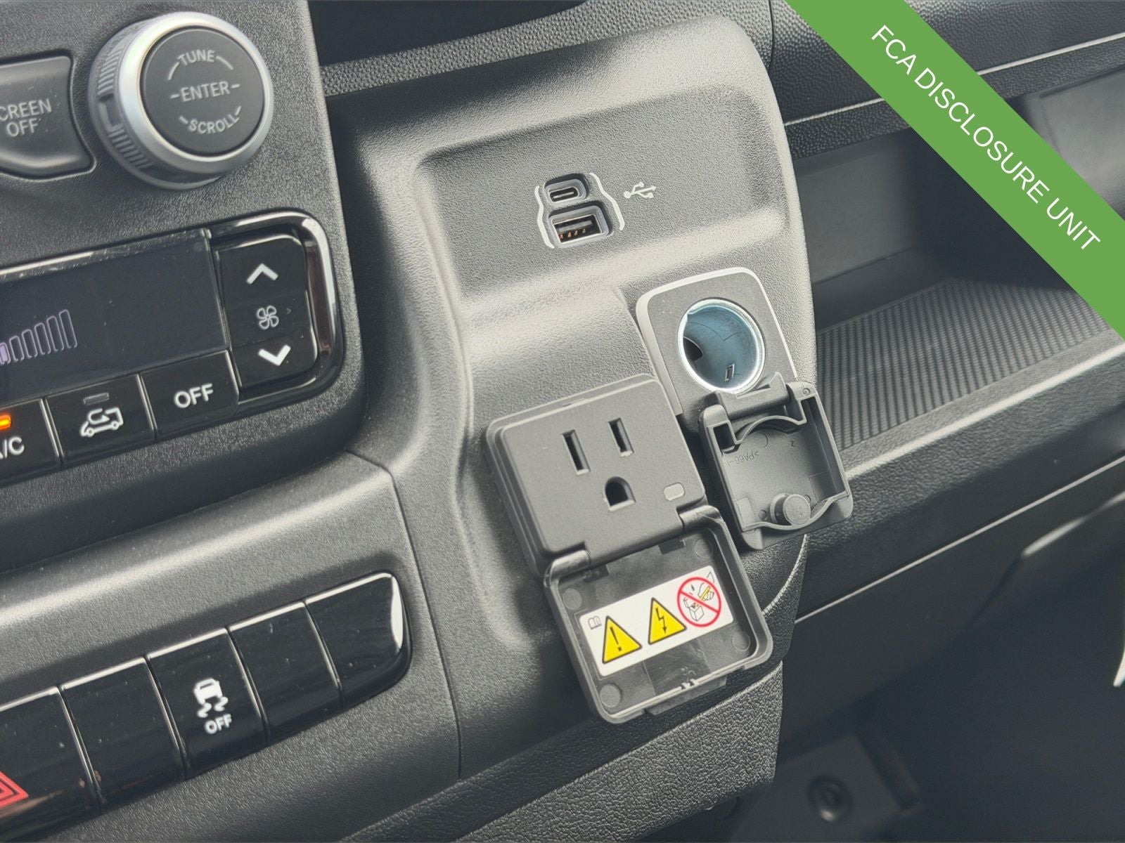 2025 RAM ProMaster 2500 Base
