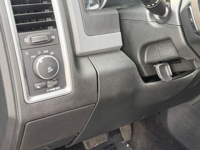 2017 RAM 1500 Big Horn Crew Cab 4x4 5'7' Box