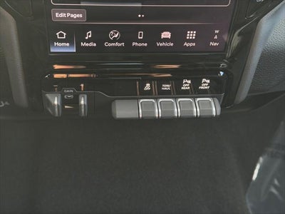 2025 RAM 2500 Big Horn Crew Cab 4x4 6'4' Box