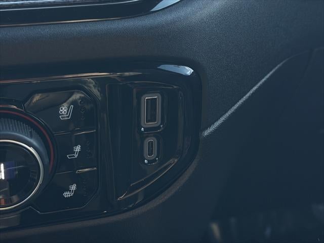 2024 Chevrolet Silverado 1500 4WD Crew Cab Short Bed ZR2