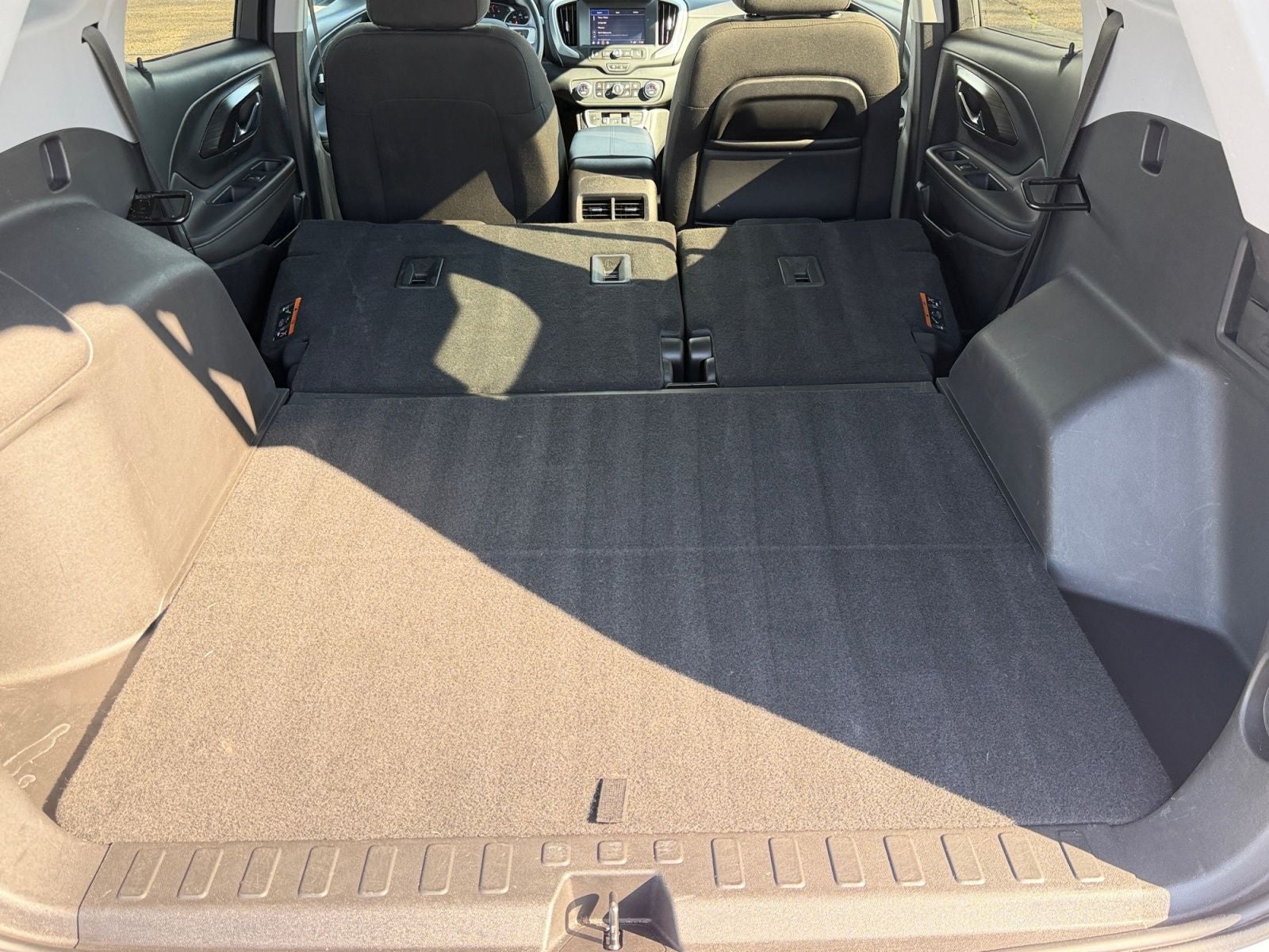 2023 GMC Terrain AWD SLE