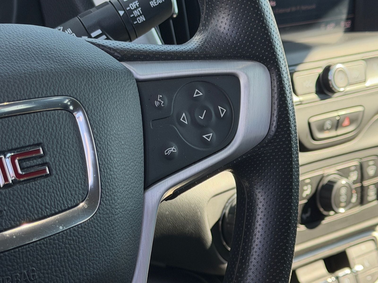 2023 GMC Terrain AWD SLE