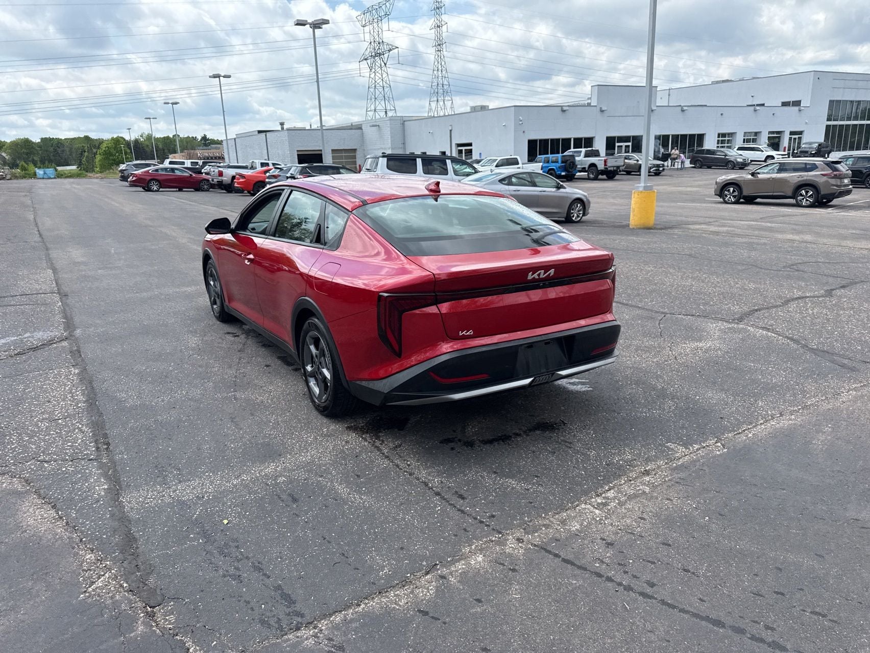 2025 Kia K4 LXS