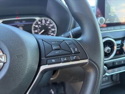 2024 Nissan Sentra SV Xtronic CVT
