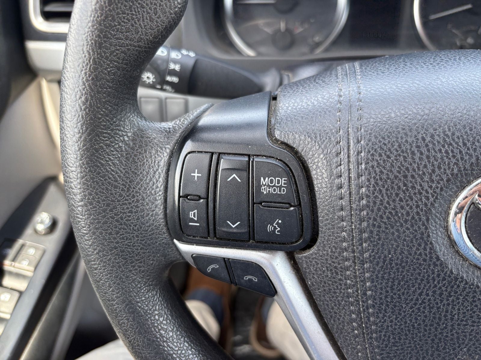 2019 Toyota Highlander Hybrid LE