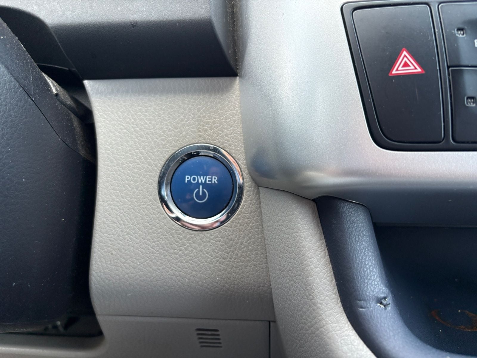 2019 Toyota Highlander Hybrid LE