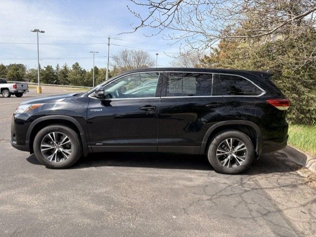 2019 Toyota Highlander Hybrid LE
