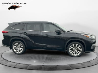 2023 Toyota Highlander Platinum