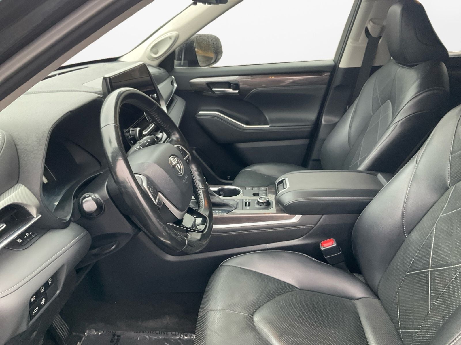 2023 Toyota Highlander Platinum