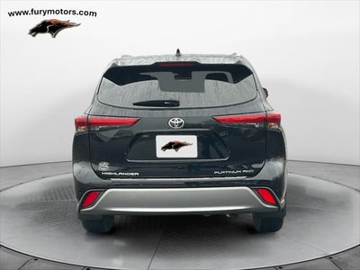 2023 Toyota Highlander Platinum