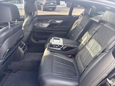 2020 BMW M760i xDrive