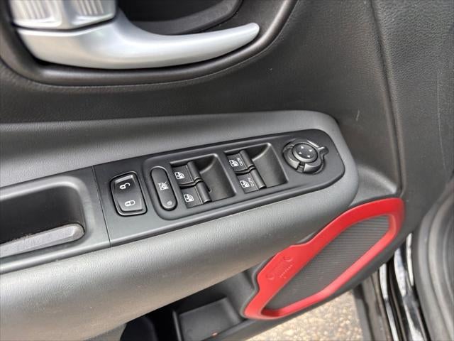 2023 Jeep Renegade (RED) Edition 4x4