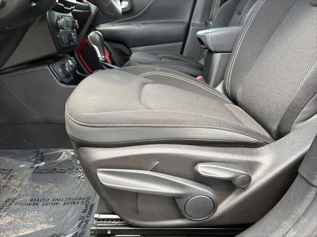 2023 Jeep Renegade (RED) Edition 4x4