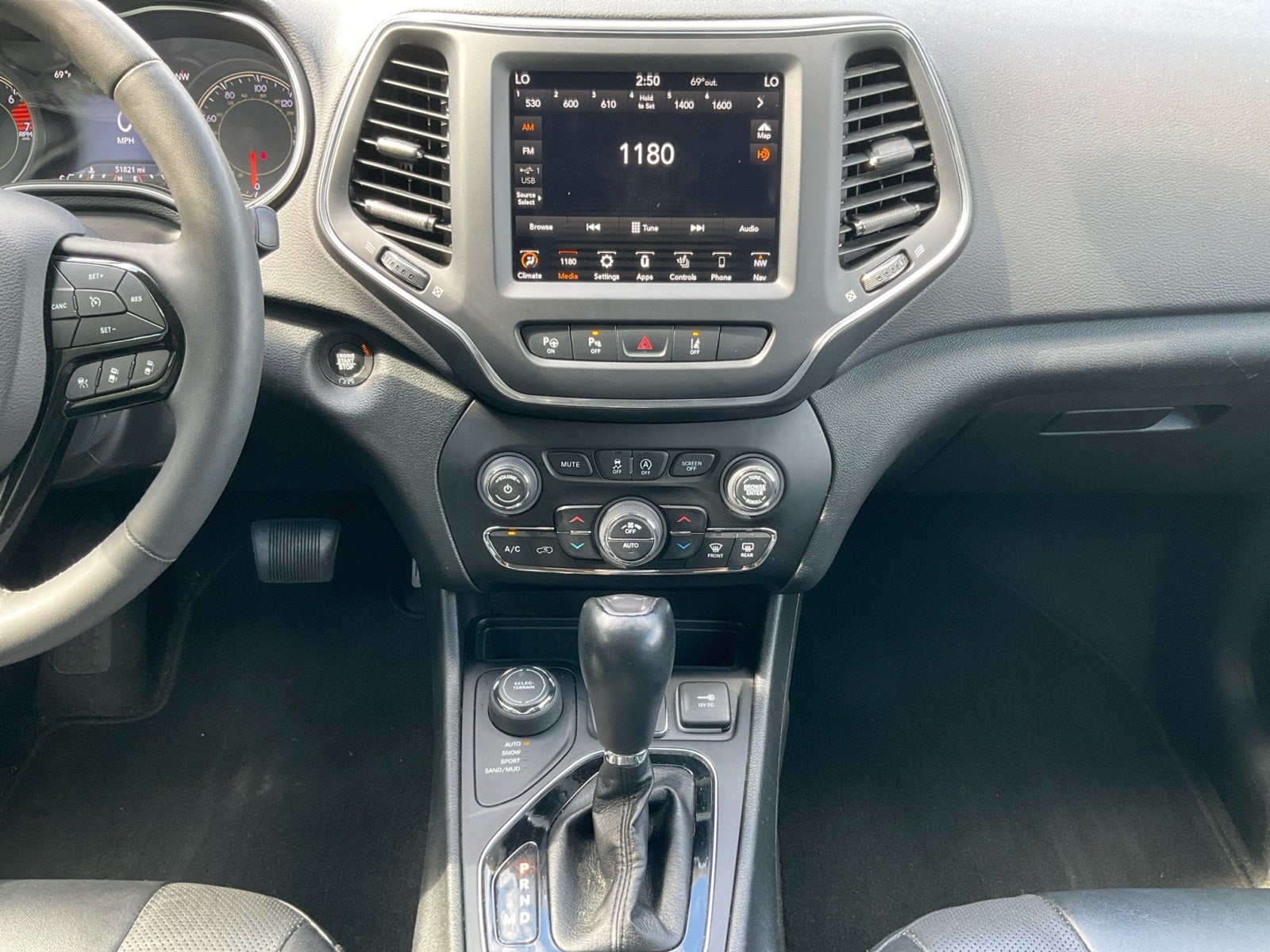 2023 Jeep Cherokee Altitude Lux 4x4