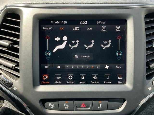 2023 Jeep Cherokee Altitude Lux 4x4