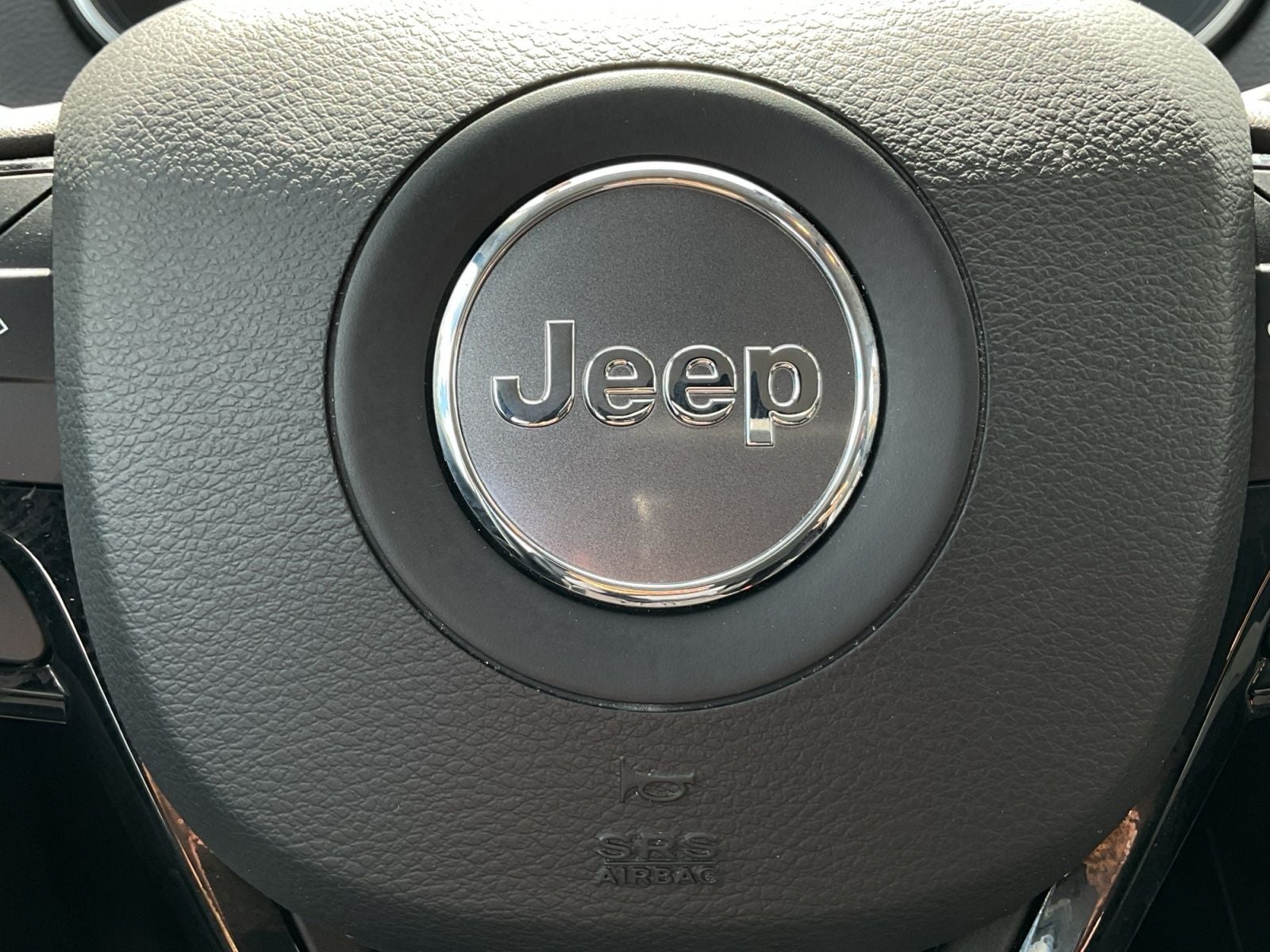2023 Jeep Cherokee Altitude