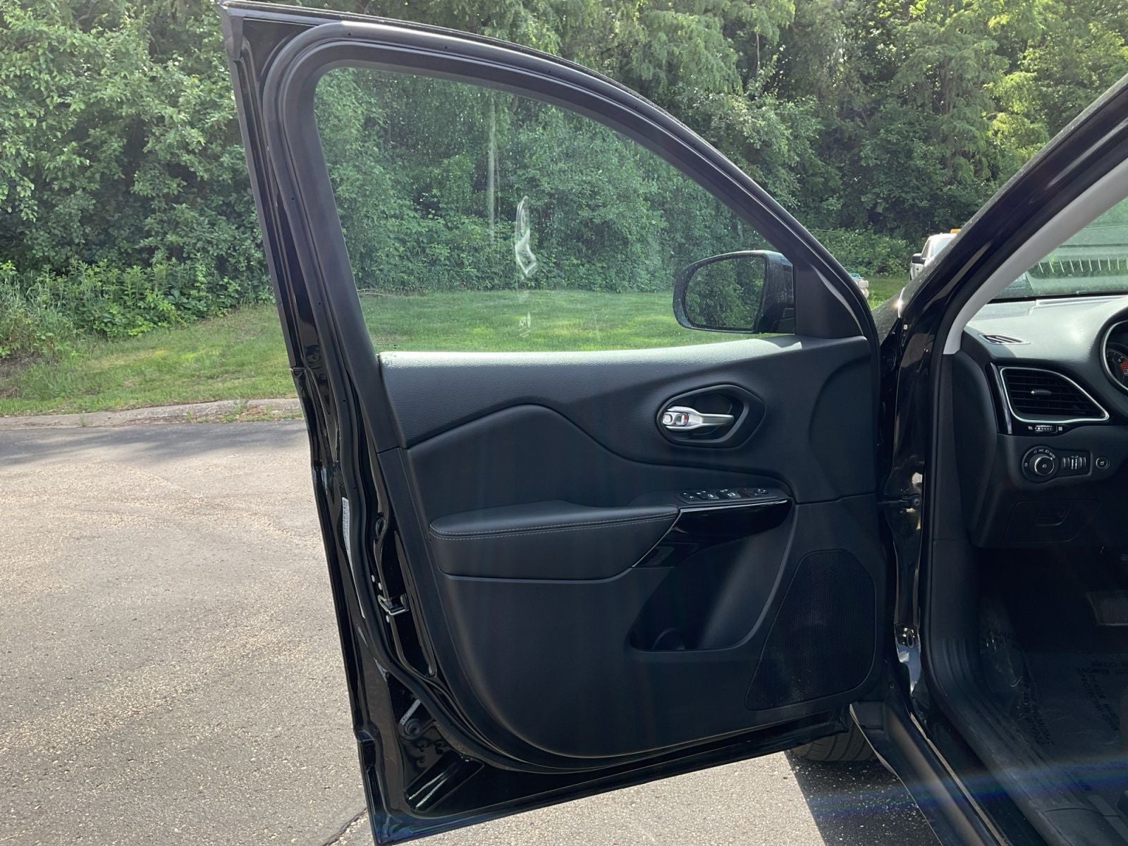 2023 Jeep Cherokee Altitude Lux 4x4
