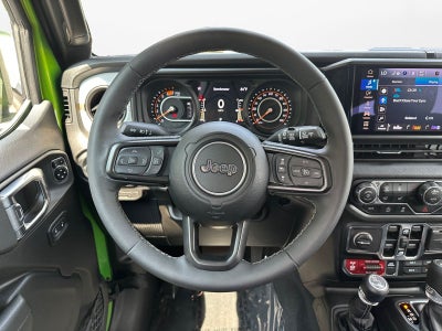 2025 Jeep Wrangler 4-Door Willys 4x4