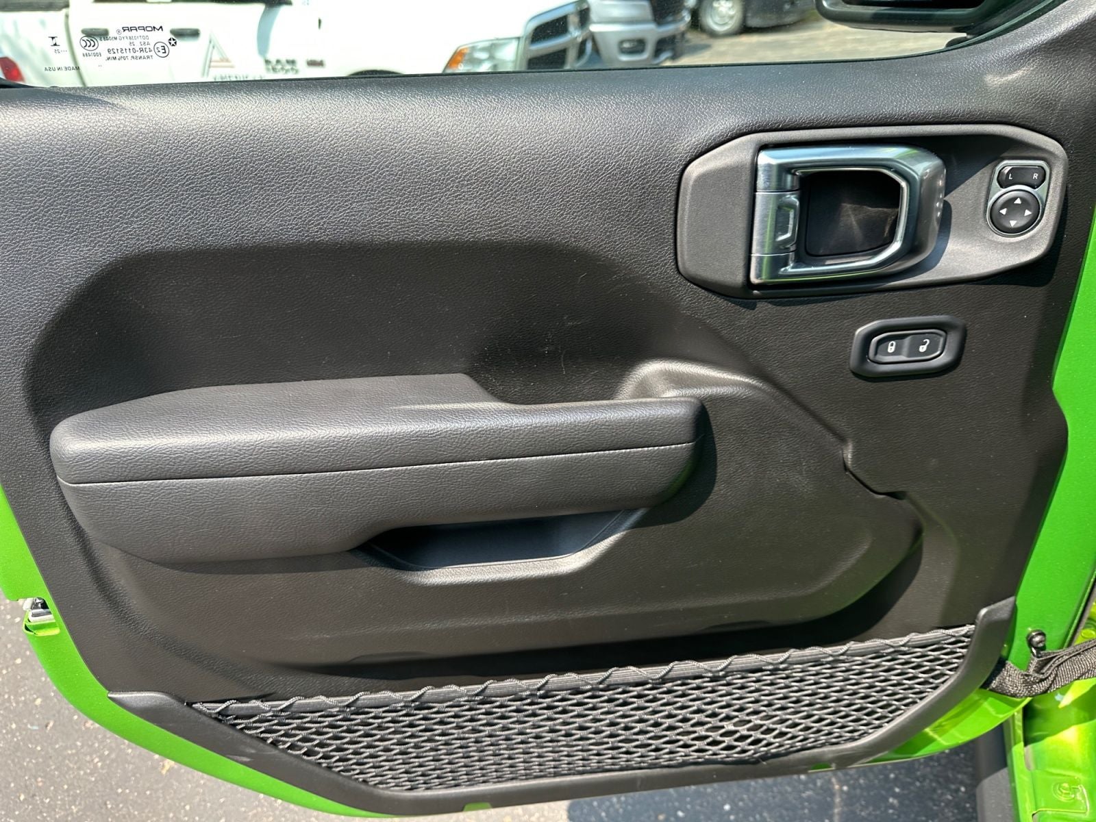 2025 Jeep Wrangler 4-Door Willys 4x4